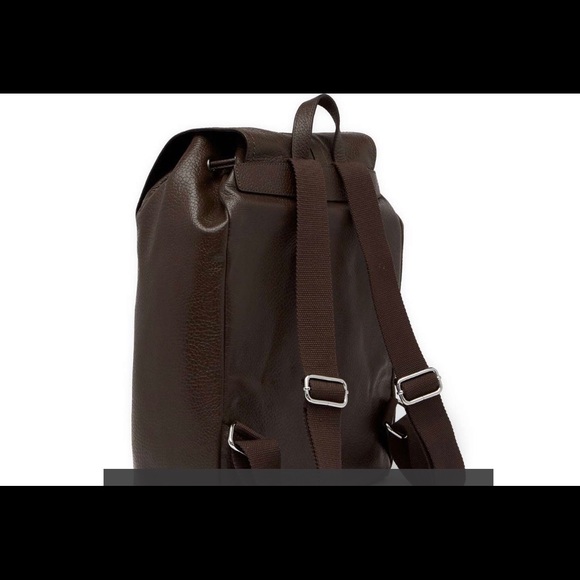 Cole Haan leather backpack w/ drawstring closure - Picture 5 of 7